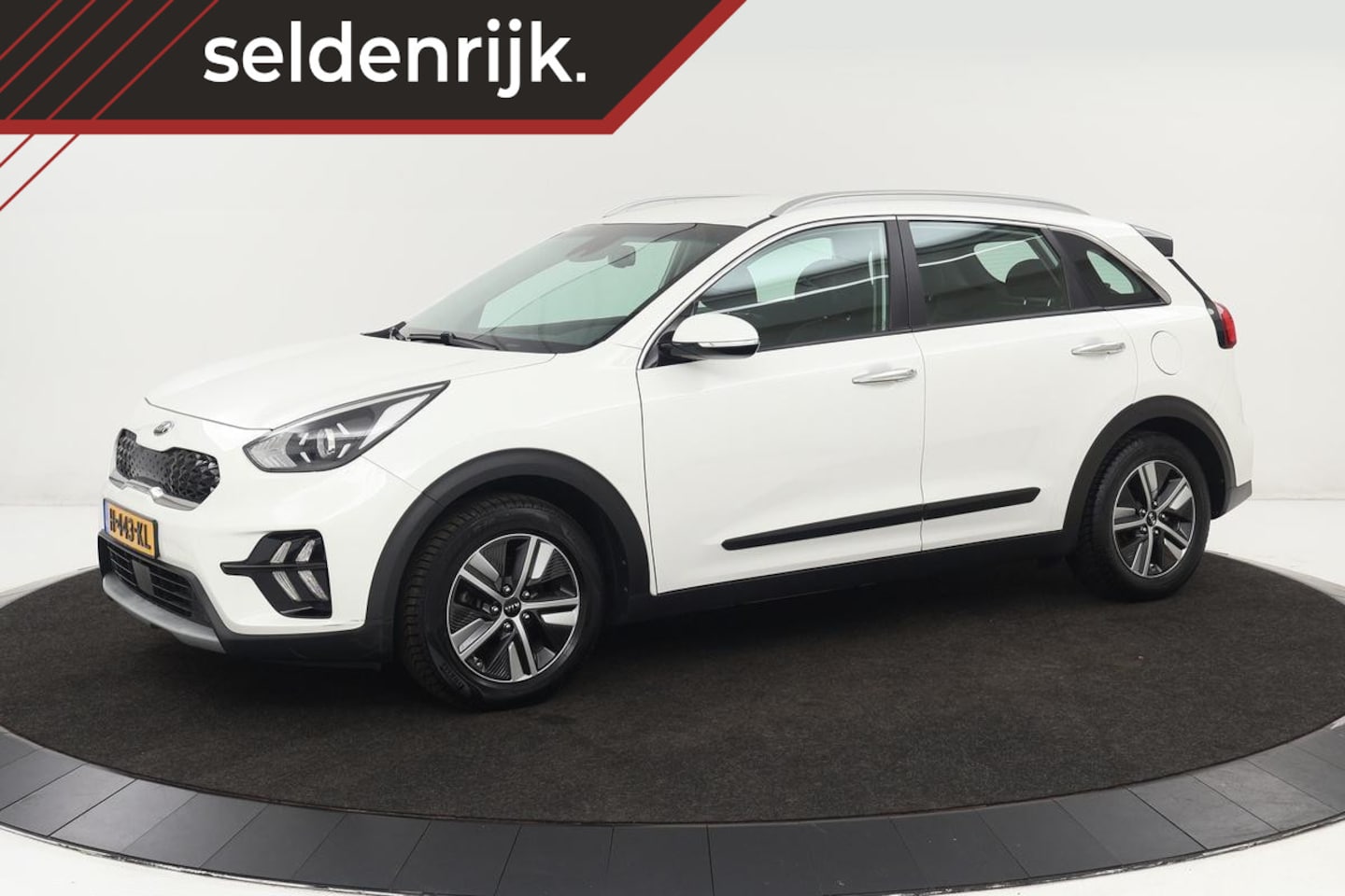 Kia Niro - 1.6 GDi Hybrid DynamicLine | Trekhaak | Carplay | Camera | Adaptive cruise | Half leder | - AutoWereld.nl