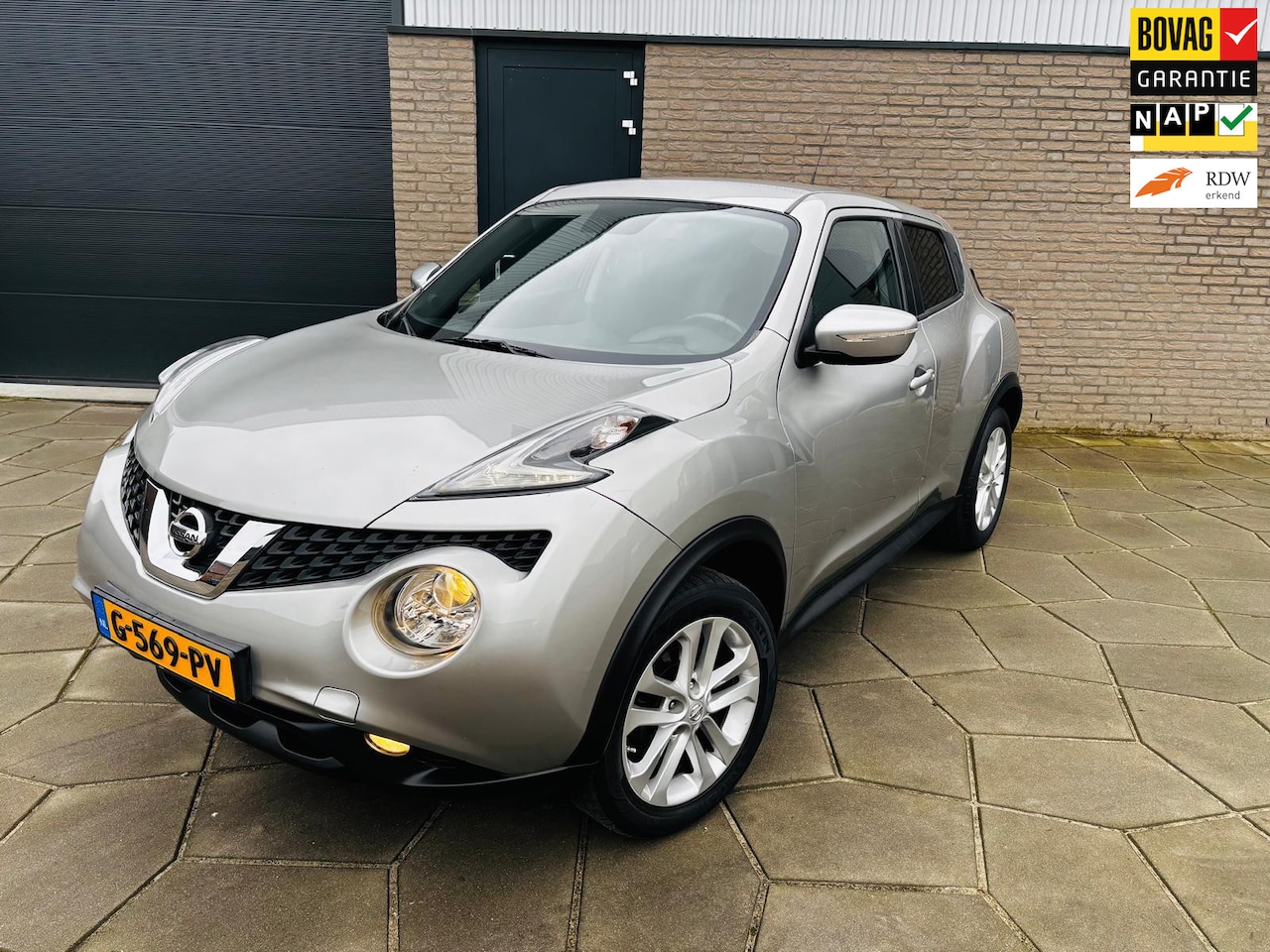 Nissan Juke - 1.6 Acenta | AUTOMAAT| 5 Drs| stoelverwarming| Camera|donker glas| - AutoWereld.nl