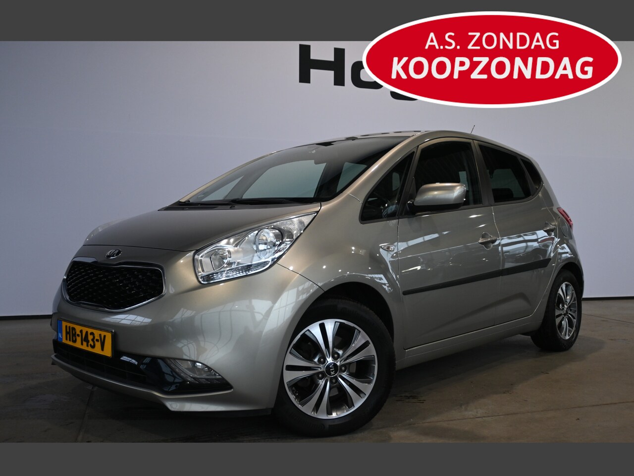 Kia Venga - 1.4 CVVT DynamicPLusLine Clima Cruise control Navigatie 1e Eigenaar 100% Onderhouden Inrui - AutoWereld.nl