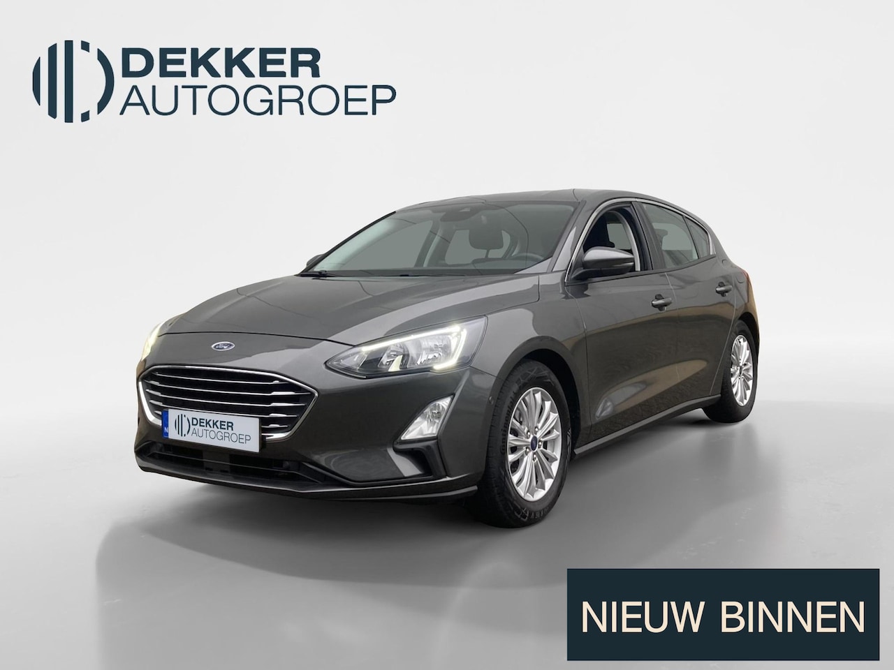 Ford Focus - 1.0 125pk-navi-winterpack-afneembare trekhaak Ford Focus 1.0 EcoBoost Titanium Business - AutoWereld.nl