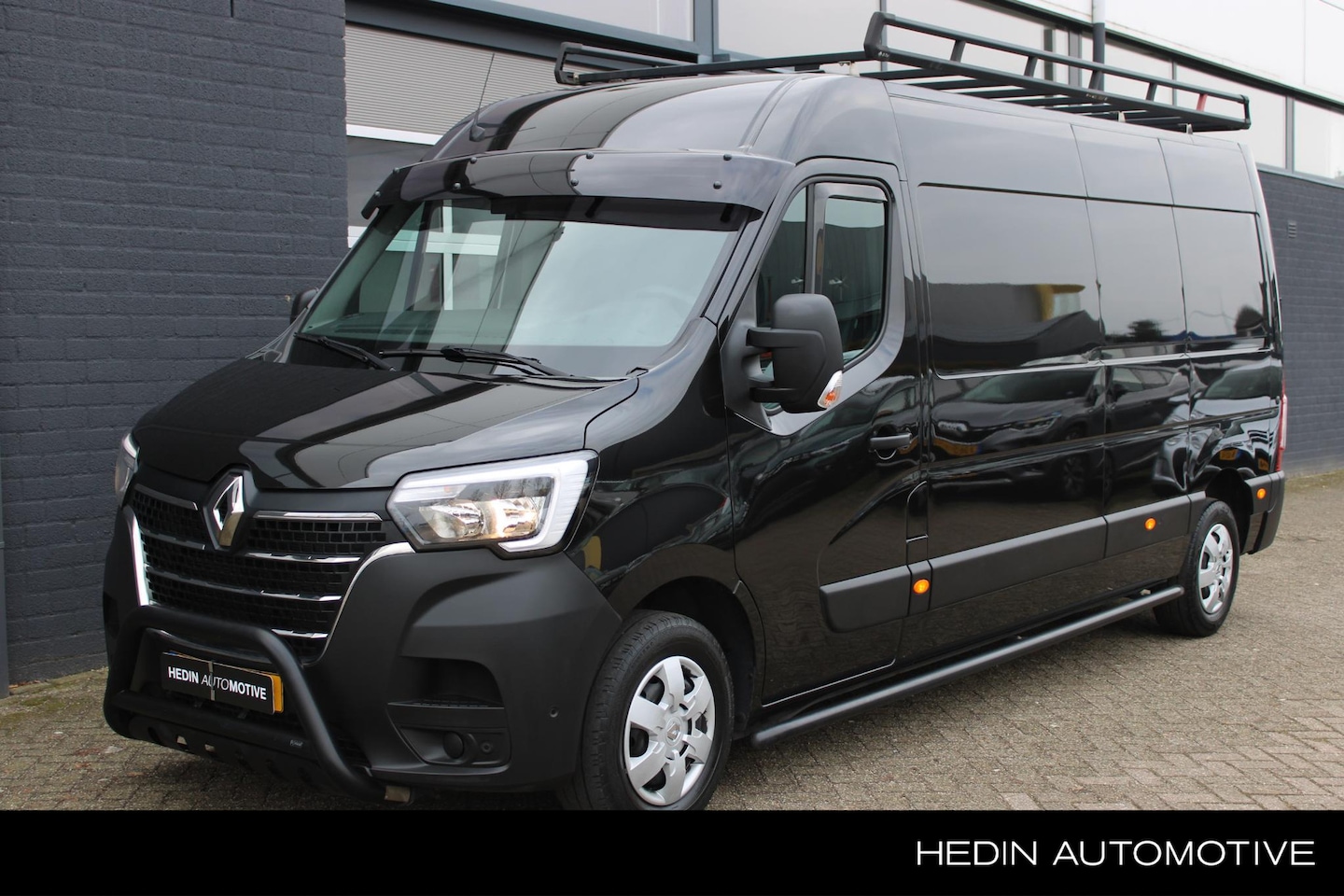 Renault Master - T35 2.3 dCi 135 PK L3H2 Work Edition NL-Auto | Navigatie | Camera | Airco | Cruise Control - AutoWereld.nl