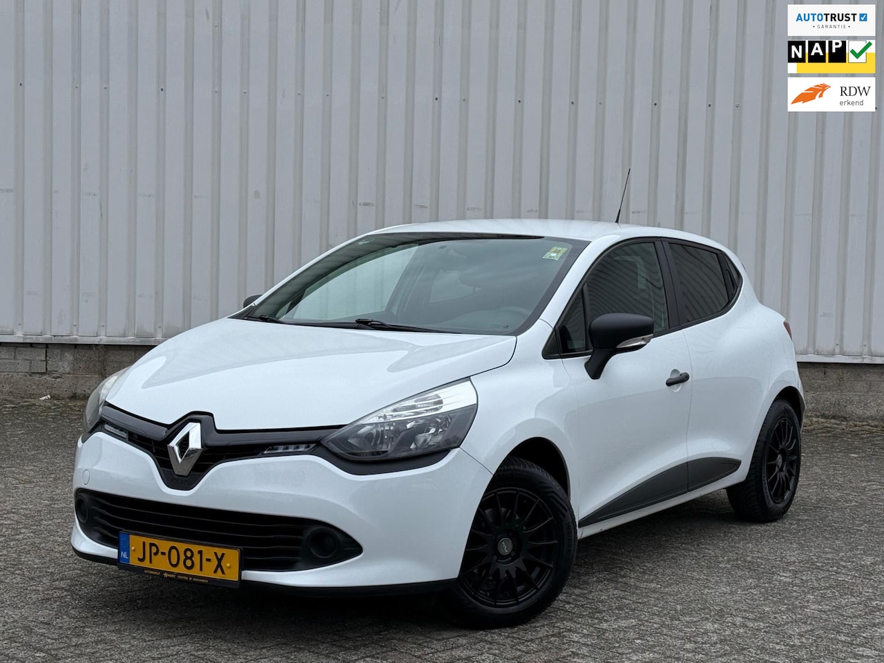 Renault Clio - 0.9 TCe Eco2 Authentique Airco,ElektrischeRamen,5Deurs,N.A.P!Apk tot 31-10-2025 - AutoWereld.nl