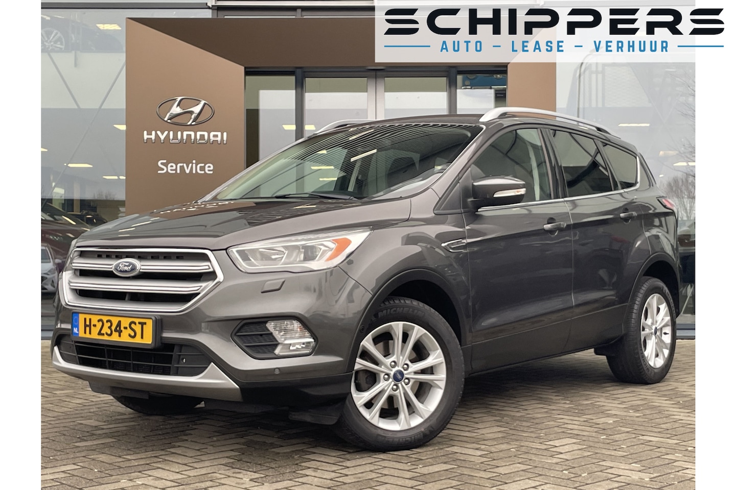 Ford Kuga - 1.5 EcoBoost Titanium Dakrails | Trekhaak | Navigatie - AutoWereld.nl