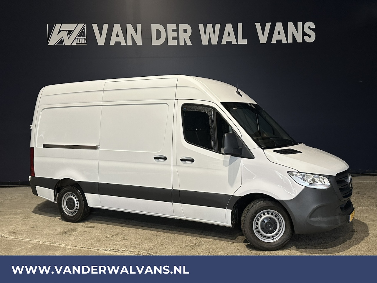 Mercedes-Benz Sprinter - 315 CDI 150pk L2H2 Euro6 Airco | Camera | Apple Carplay | Android Auto Bijrijdersbank - AutoWereld.nl