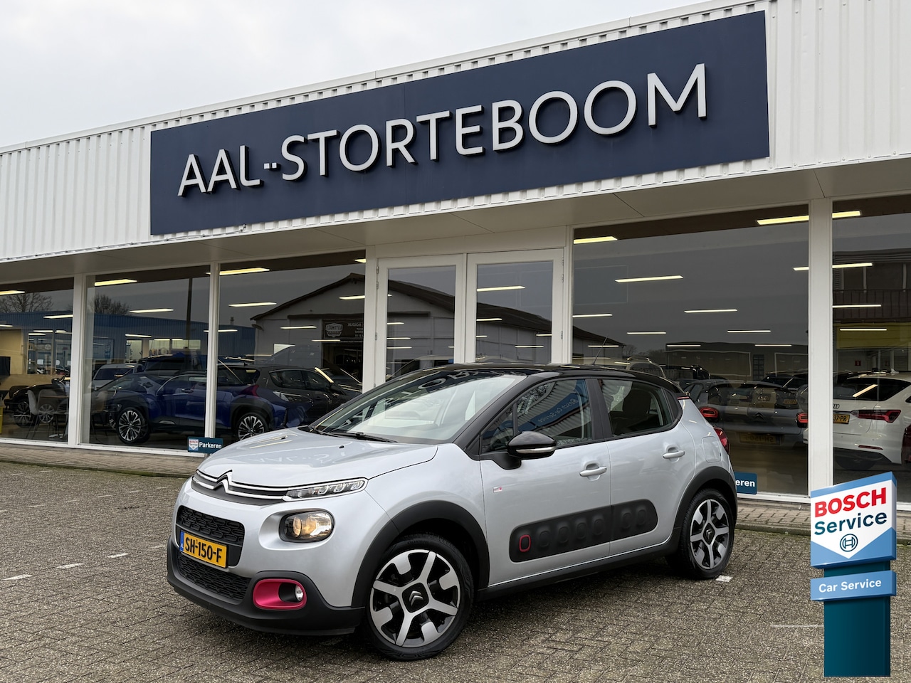 Citroën C3 - 1.2 PureTech ELLE | Navi | DAB+ | Apple Carplay | Cruise Control | PDC | Trekhaak - AutoWereld.nl