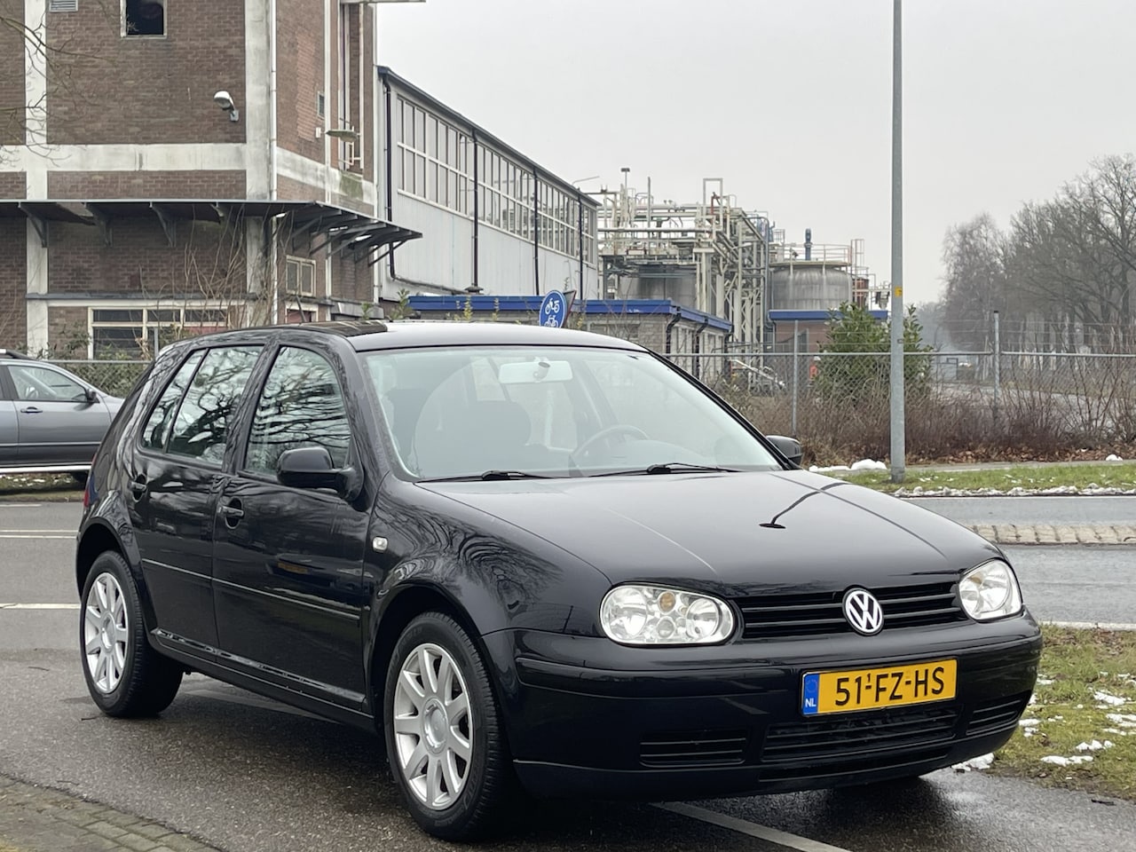 Volkswagen Golf - 2.0 Highline | 5 Deurs | Climate Control | Trekhaak | APK 01-2026 | Cruise Control - AutoWereld.nl