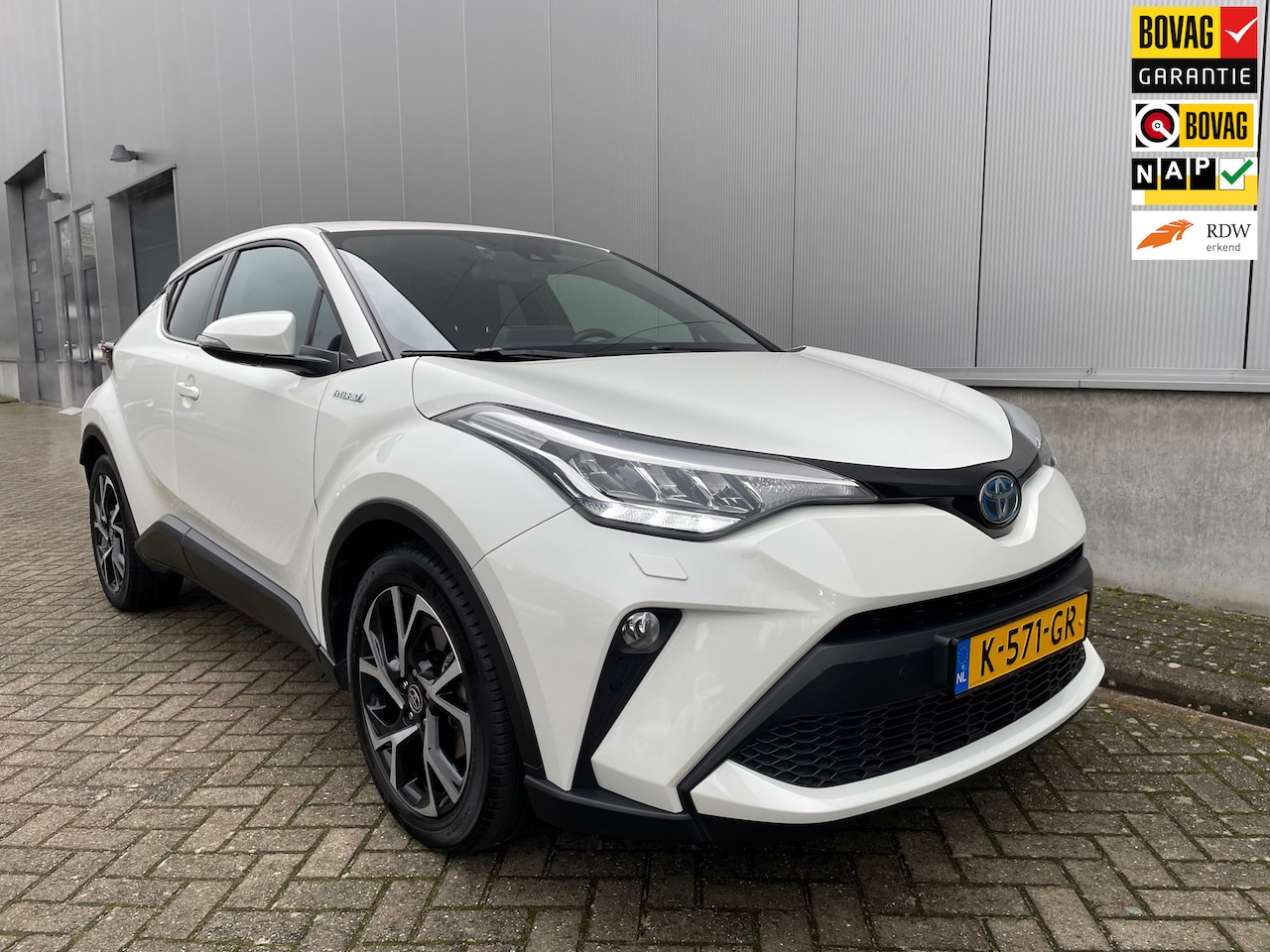 Toyota C-HR - 2.0 Hybrid Launch Edition / Camera / leder - AutoWereld.nl