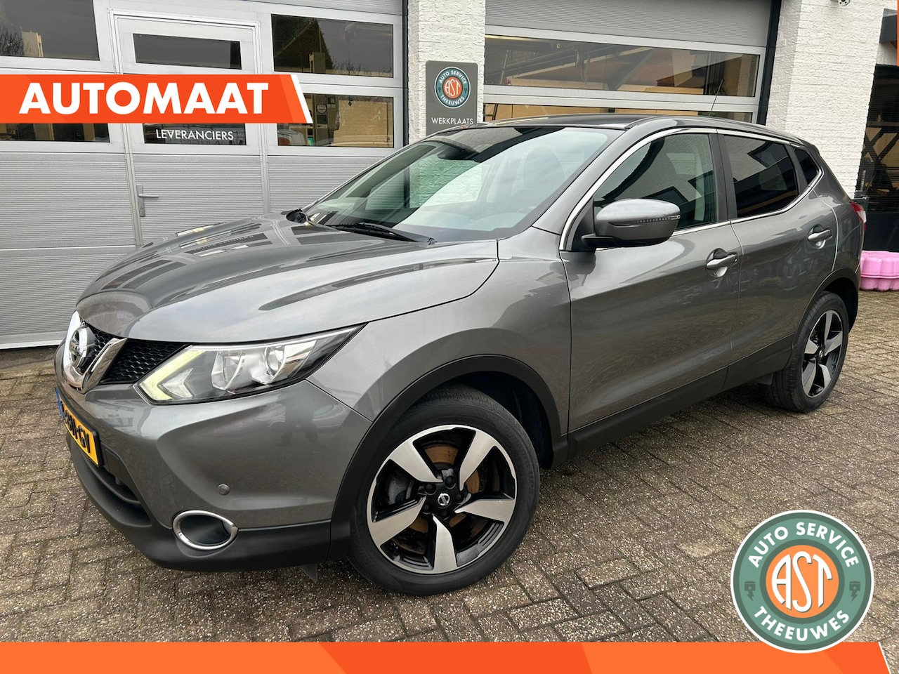 Nissan Qashqai - 1.2 Business Edition PDC|CLIMATE|TREKHAAK - AutoWereld.nl