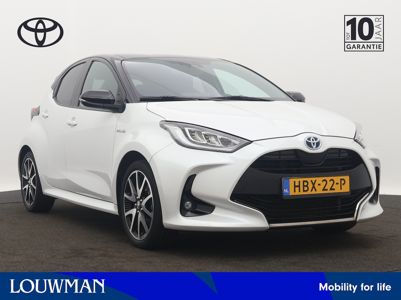 Toyota Yaris - 1.5 Hybrid Launch Edition Limited | Head-up display | Dodehoek Ass. | Half leder | Camera - AutoWereld.nl