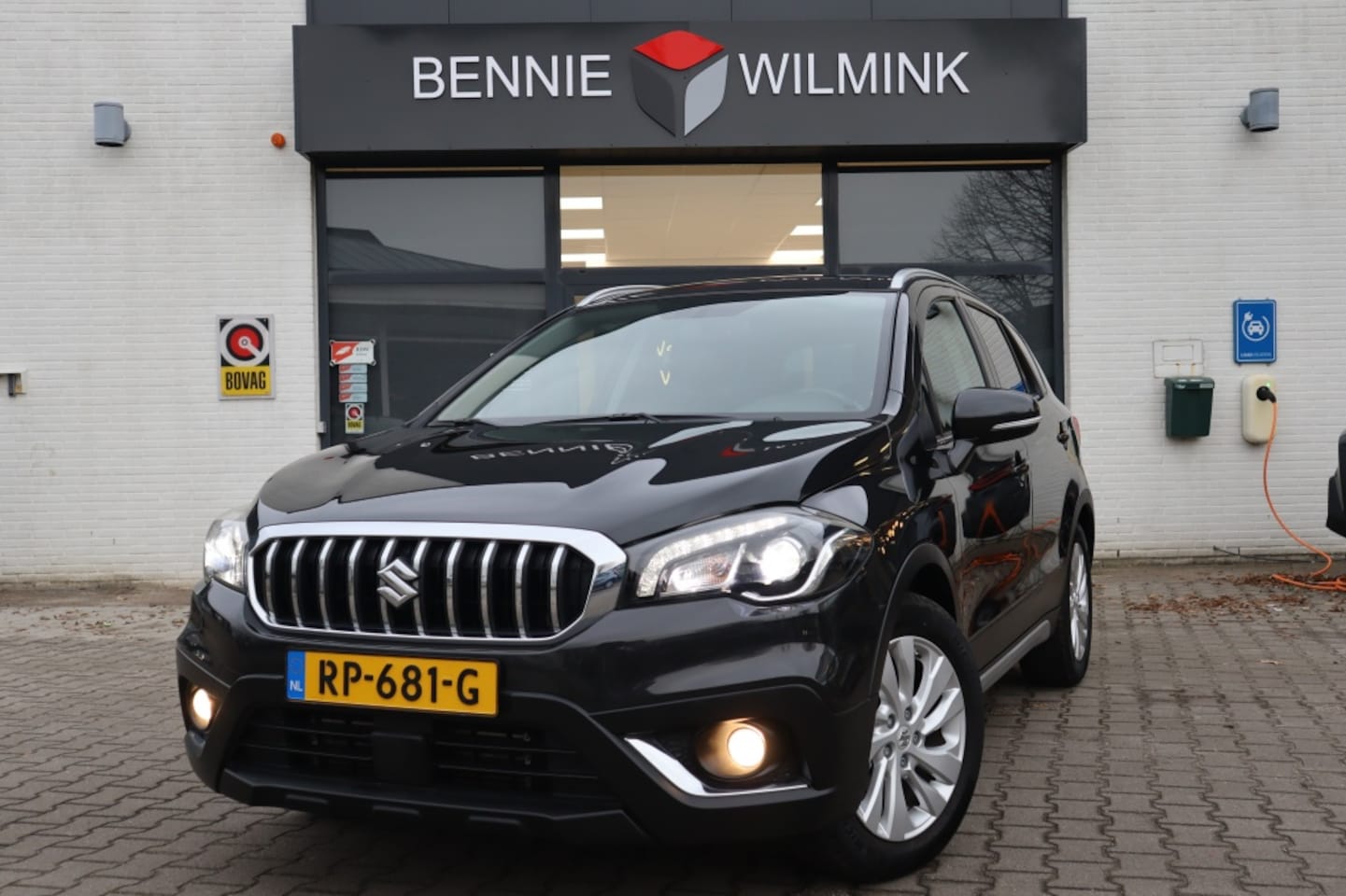 Suzuki S-Cross - 1.0 BoosterJet Exclusive Trekhaak/Apple/AndroidAuto - AutoWereld.nl