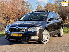 Skoda Superb Combi - 2.0 TSI Elegance BNS / Automaat / Airco / Navigatie / Leder / Verwarmde Elektrische Voorst