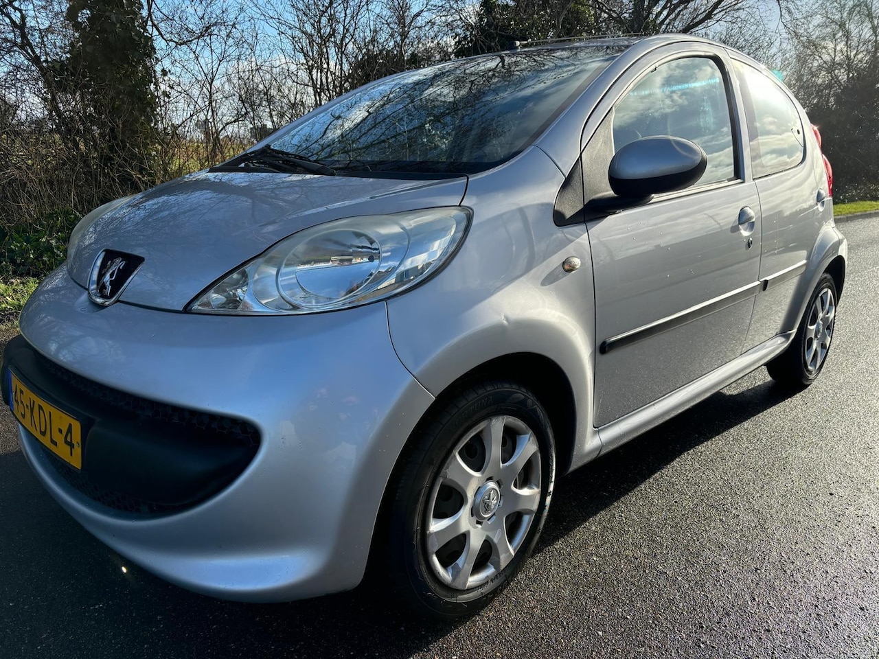 Peugeot 107 - 1.0-12V XS / APK / Automaat - AutoWereld.nl