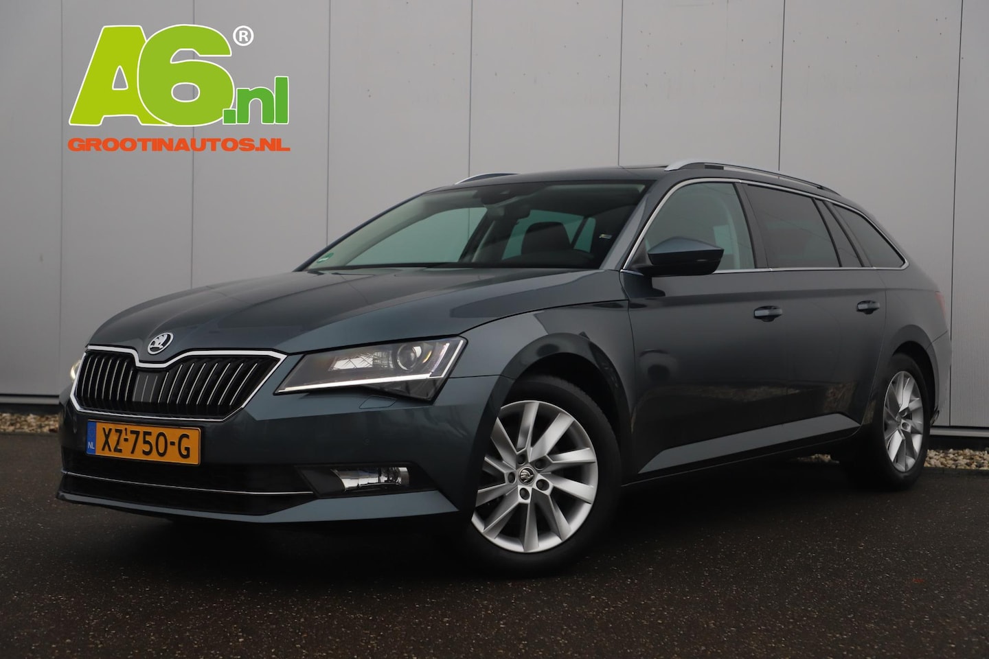 Skoda Superb Combi - 1.5 TSI ACT Ambition Business 150PK Trekhaak Panoramadak Memory Stoel Full LED Stoelverwar - AutoWereld.nl