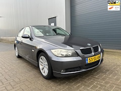 BMW 3-serie - 318i Dynamic EXE CLIMA NAP PDC 2006