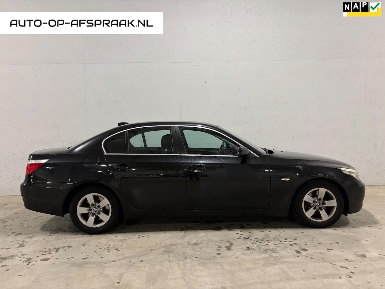 BMW 5-serie - 523i Executive Automaat Cruise Control APK NAP - AutoWereld.nl