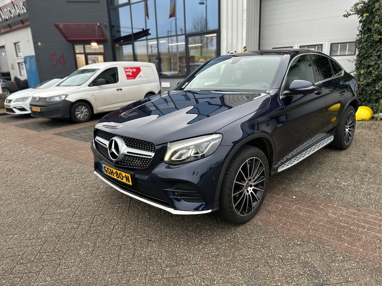 Mercedes-Benz GLC-klasse Coupé - 350e 4MATIC Business Solution AMG 350e 4MATIC Business Solution AMG - AutoWereld.nl