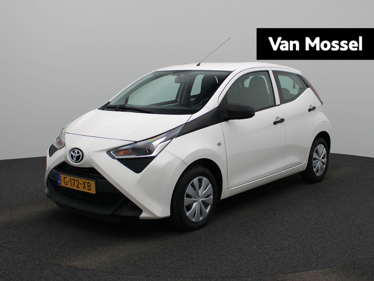 Toyota Aygo - 1.0 VVT-i x-fun | AIRCO | ELEKTRISCHE RAMEN VOOR | MULTIFUNCTIONEEL STUURWIEL | - AutoWereld.nl