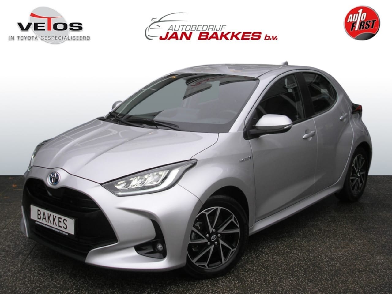 Toyota Yaris - 1.5 Hybride Dynamic 17.000 km android auto/carplay - AutoWereld.nl