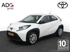 Toyota Aygo X - 1.0 VVT-i MT Play | Airco | Parkeercamera | Apple carplay Android auto | Cruise control |