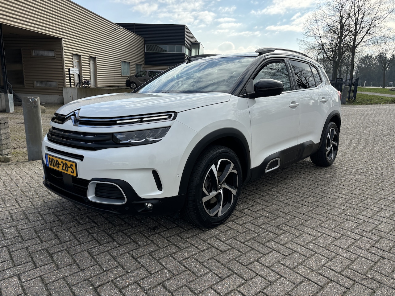 Citroën C5 Aircross - 1.2 PureTech C-Series [ Fm navi,camera,ecc,lmv,pdc,cruise ] - AutoWereld.nl