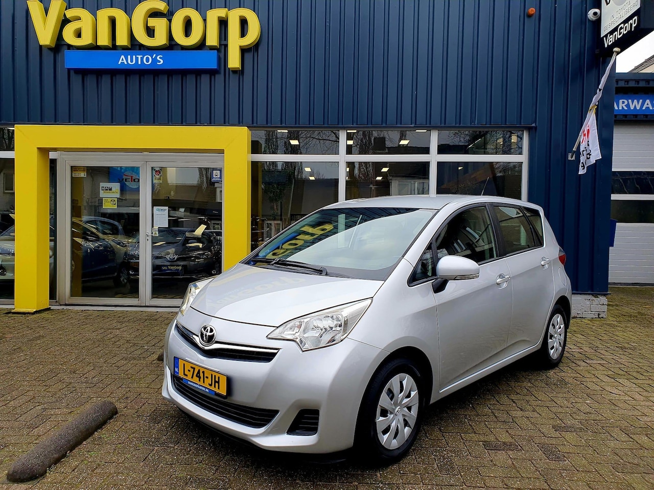 Toyota Verso S - 1.3 VVT-i Comfort Plus All-in prijs! - AutoWereld.nl