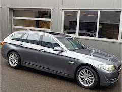 BMW 5-serie Touring - 523i Aut PanoDak Leder Navi Xenon 18"Vlg