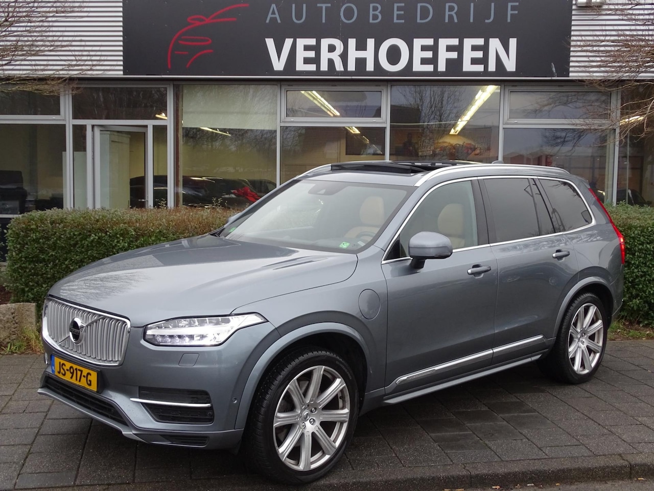 Volvo XC90 - 2.0 T8 Twin Engine AWD INSCRIPTION - 7 PERS - PANORAMA - LUCHTVERING - TREKHAAK ELEKTR - - AutoWereld.nl