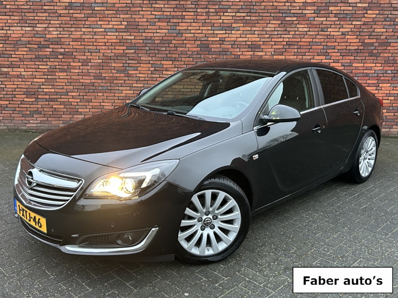 Opel Insignia - 1.4 T EcoF. Bns+ /PDC/ Cruise /Navi/ El. Spiegels - AutoWereld.nl