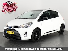 Toyota Yaris - 1.5 Hybrid Sport | Dakspoiler | Lichtmetalen velgen | Privacy Glass | Climate Control | Ca