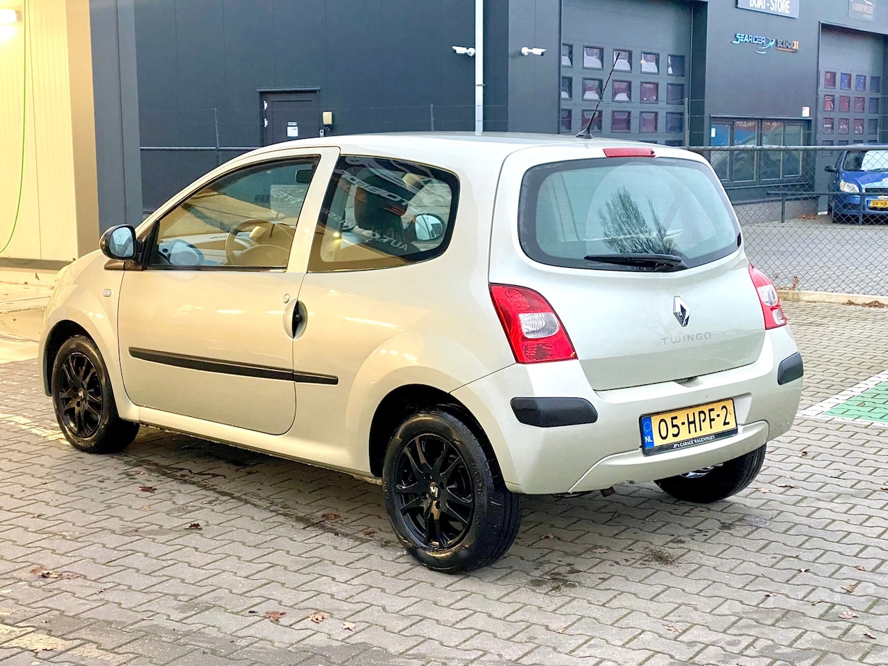 Renault Twingo - 1.2 Authentique Beige ( Airco ) NAP 2009 - AutoWereld.nl