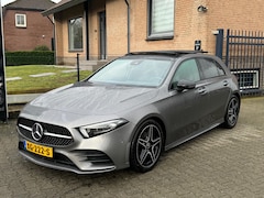 Mercedes-Benz A-klasse - 180 d AMG Line Camera|Pano|Sfeer|Memory