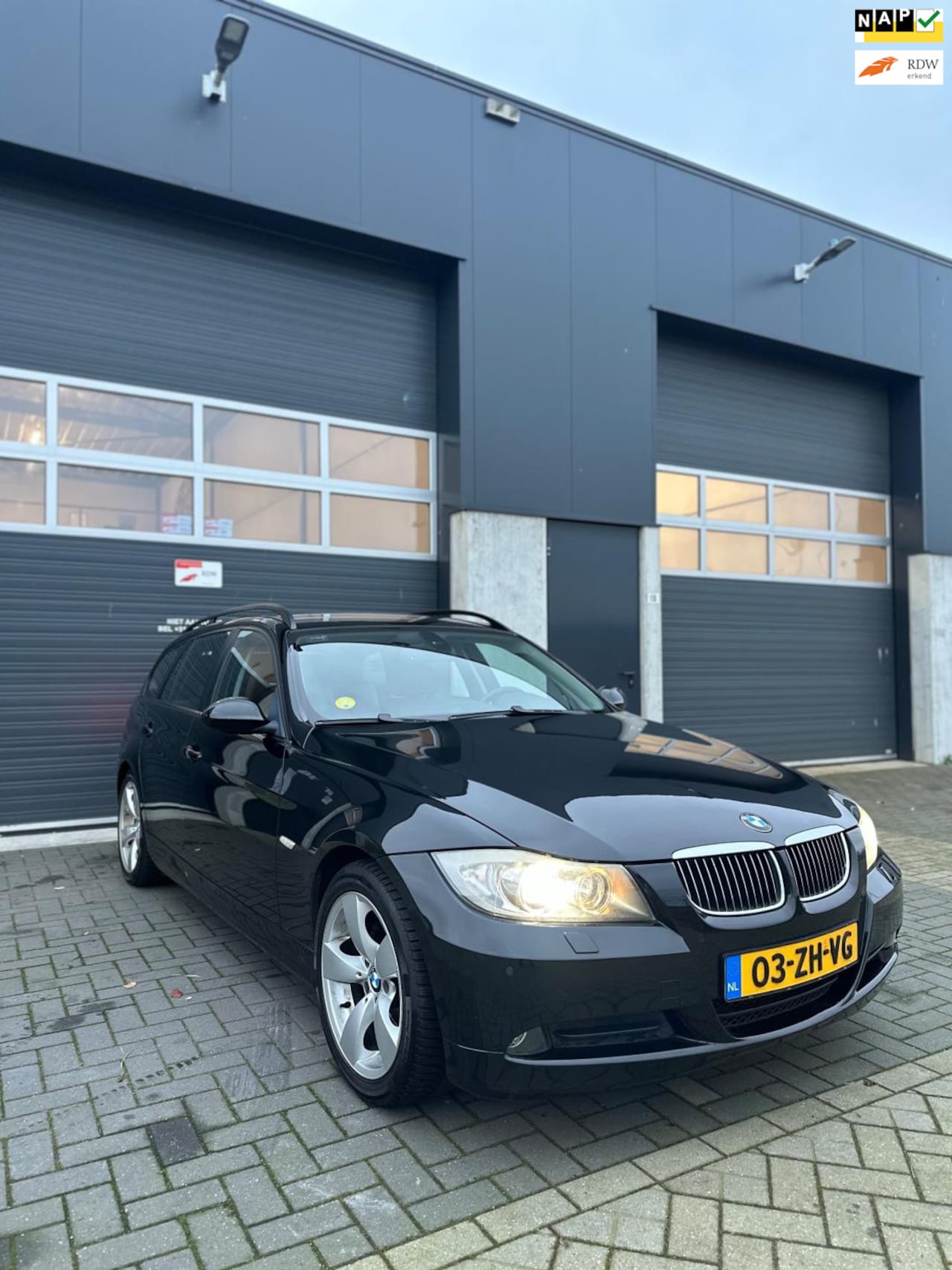 BMW 3-serie Touring - 318i Business Line ZEER NETTE STAAT - AutoWereld.nl