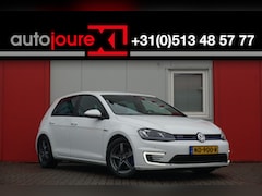 Volkswagen Golf - 1.4 TSI GTE Connected Series | Trekhaak | Origineel NL |