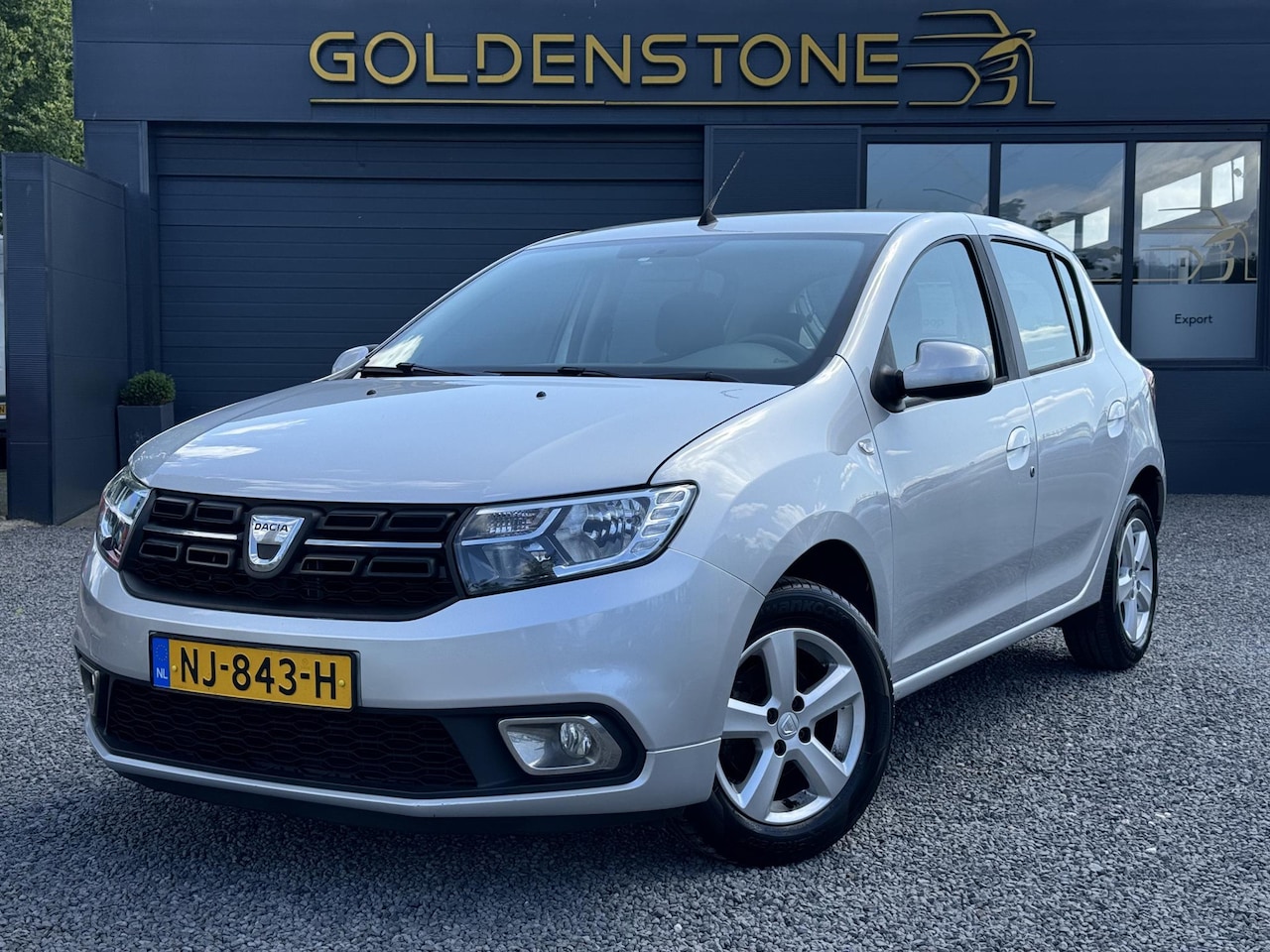 Dacia Sandero - 0.9 TCe Laureate Airco,Cruise,Elektr. Ramen,LM Velgen,Trekhaak,N.A.P,Nieuwe Apk bij Afleve - AutoWereld.nl