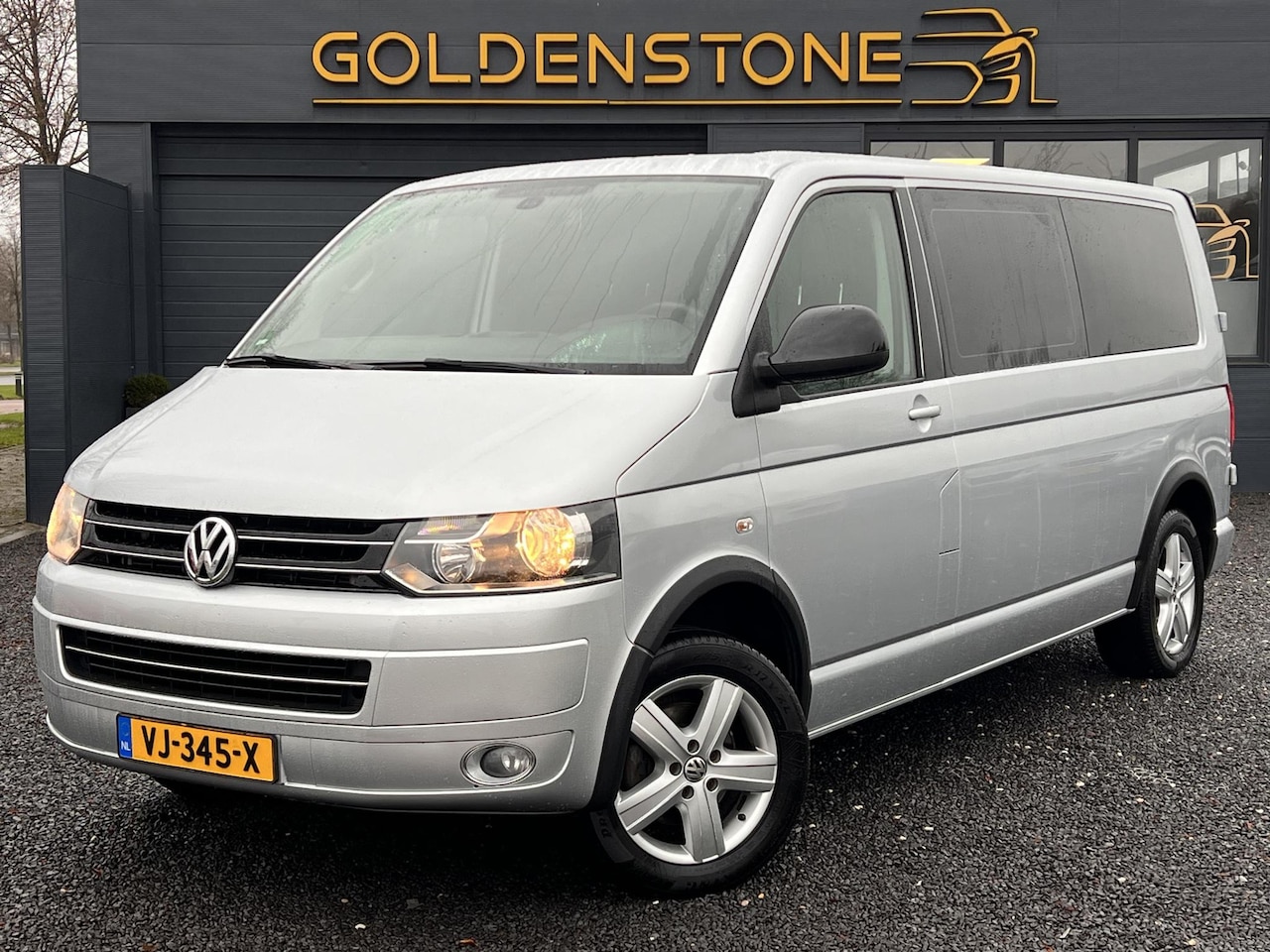 Volkswagen Transporter - 2.0 TDI L2H1 DC Trendline Dubbele Cabine,Navi,Airco,PDC,Cruise,Trekhaak,N.A.P,APK tot 08-2 - AutoWereld.nl