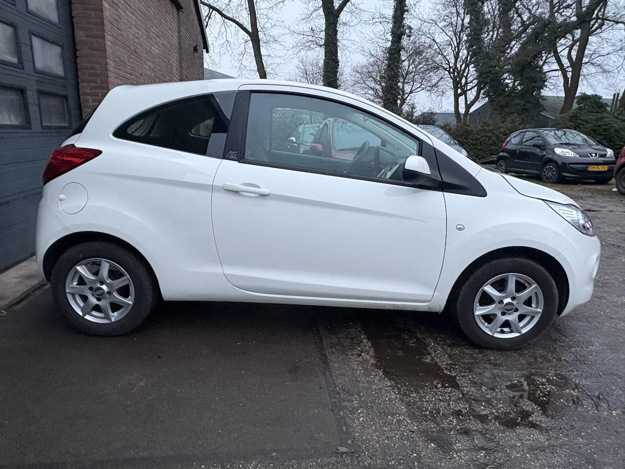 Ford Ka - 1.2 Cool & Sound start/stop Airco/Aluminium Velgen/NAP - AutoWereld.nl