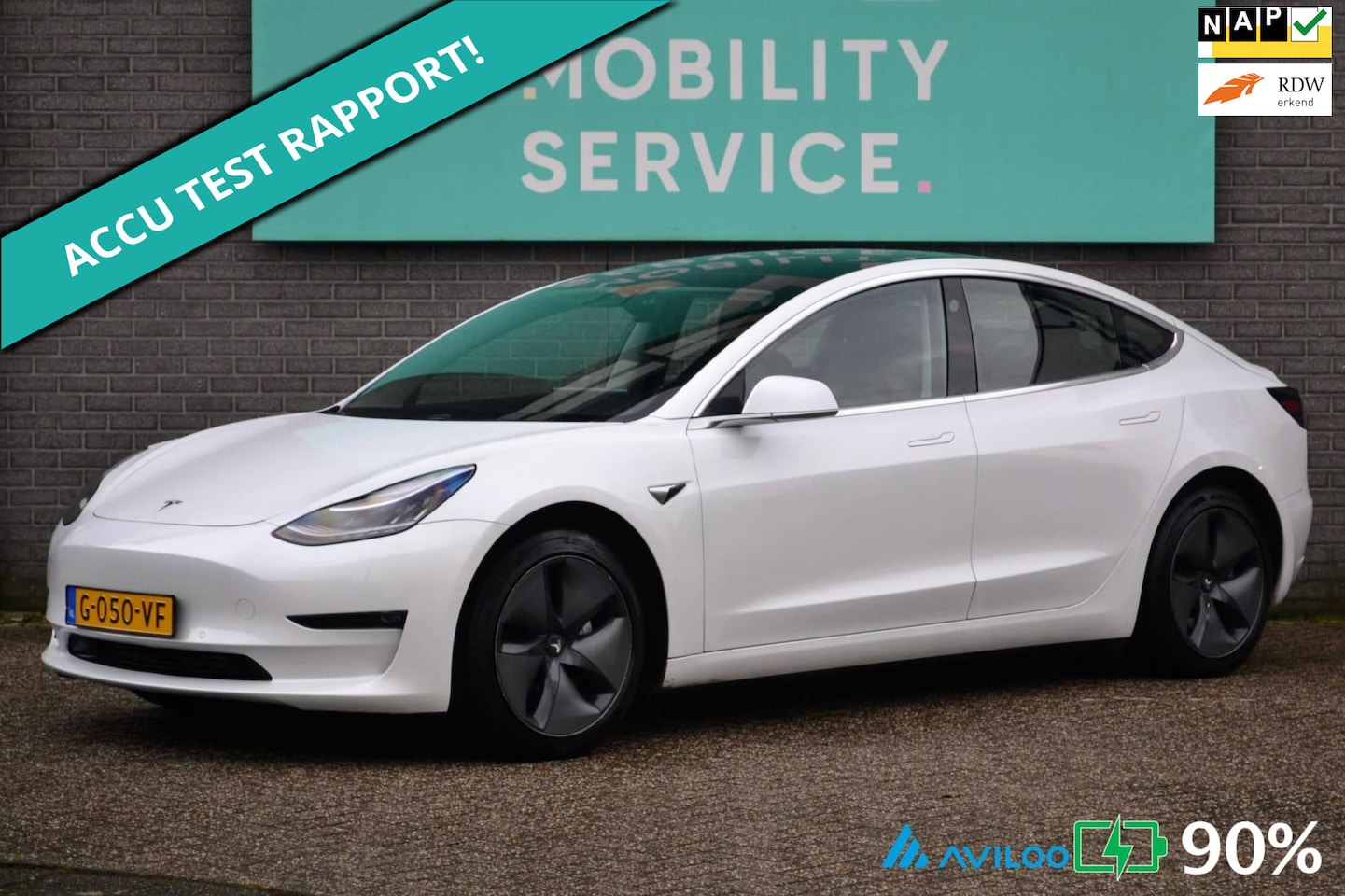 Tesla Model 3 - Long Range RWD Long Range AWD 75 kWh SOH89% Pano AutoPilot LED ACCU- CHECK - AutoWereld.nl