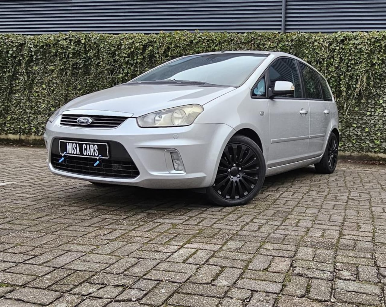 Ford C-Max - 1.8-16V Limited TITANIUM PARKEERSENSOR AIRCO APK CRUISE NAVIGATIE - AutoWereld.nl