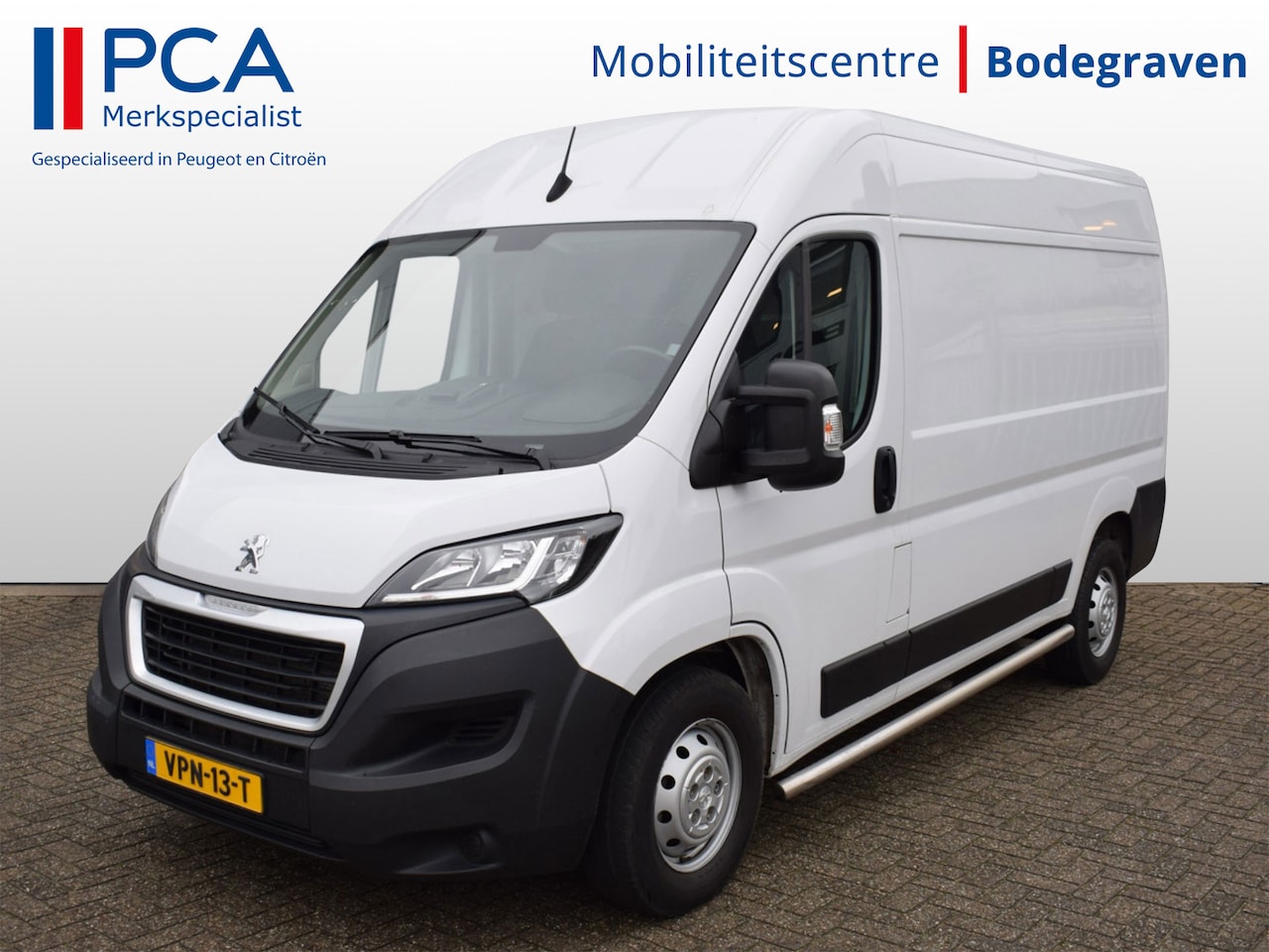 Peugeot Boxer - 435 2.2 BlueHDi 165PK L2H2 Zwaar Premium | 3.5t | 3000kg trekgewicht | Camera - AutoWereld.nl