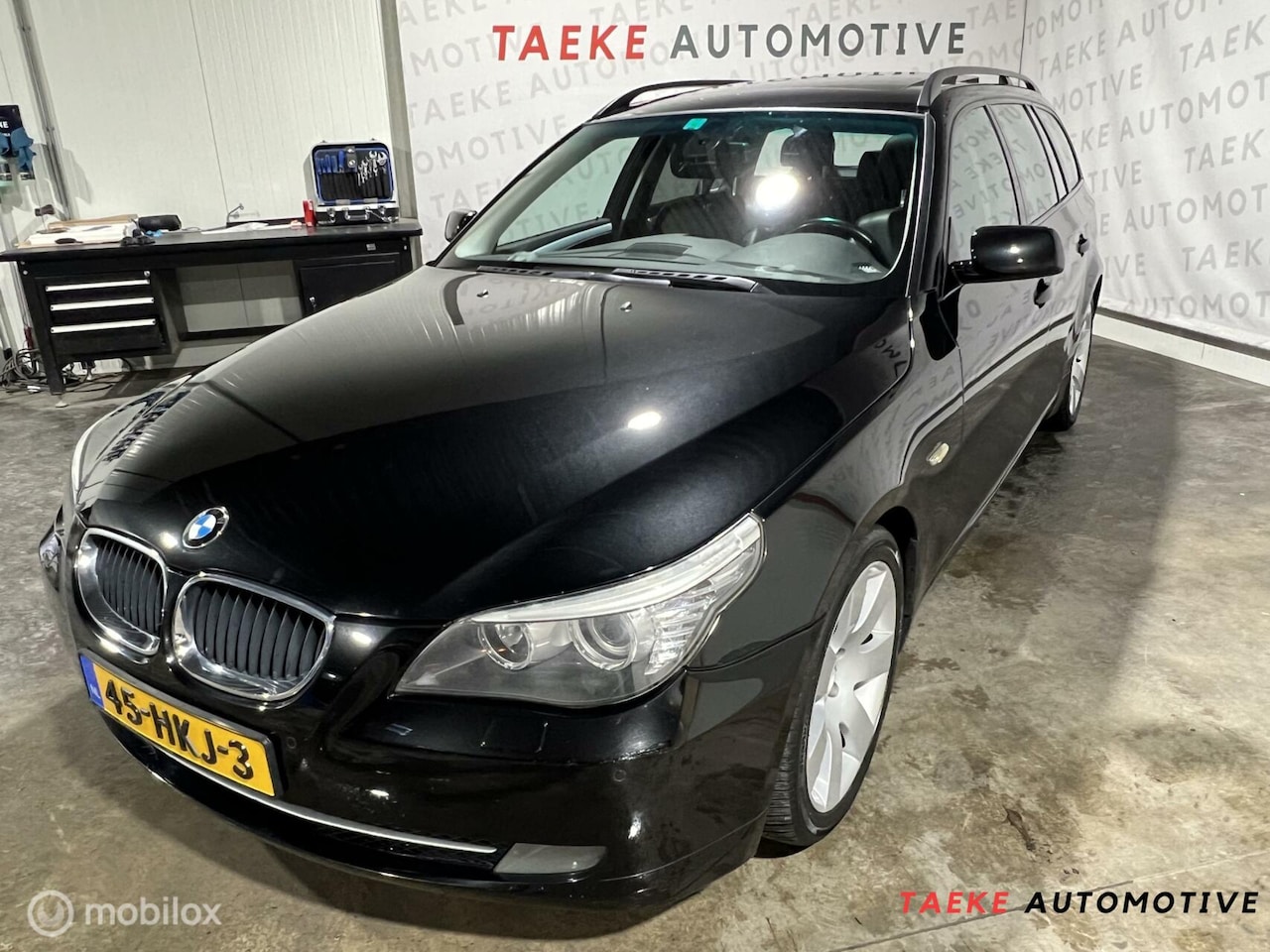 BMW 5-serie Touring - 525i Executive PANO/CLIMA/CRUISE/1eEIG - AutoWereld.nl