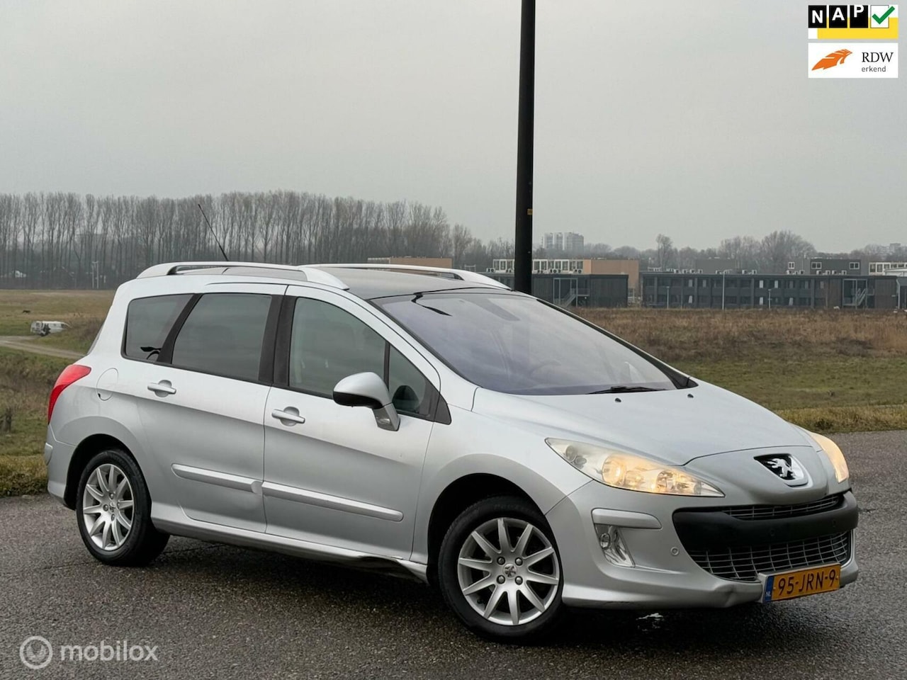 Peugeot 308 SW - 1.6 VTi XS Première 1.6 VTi XS Première - AutoWereld.nl