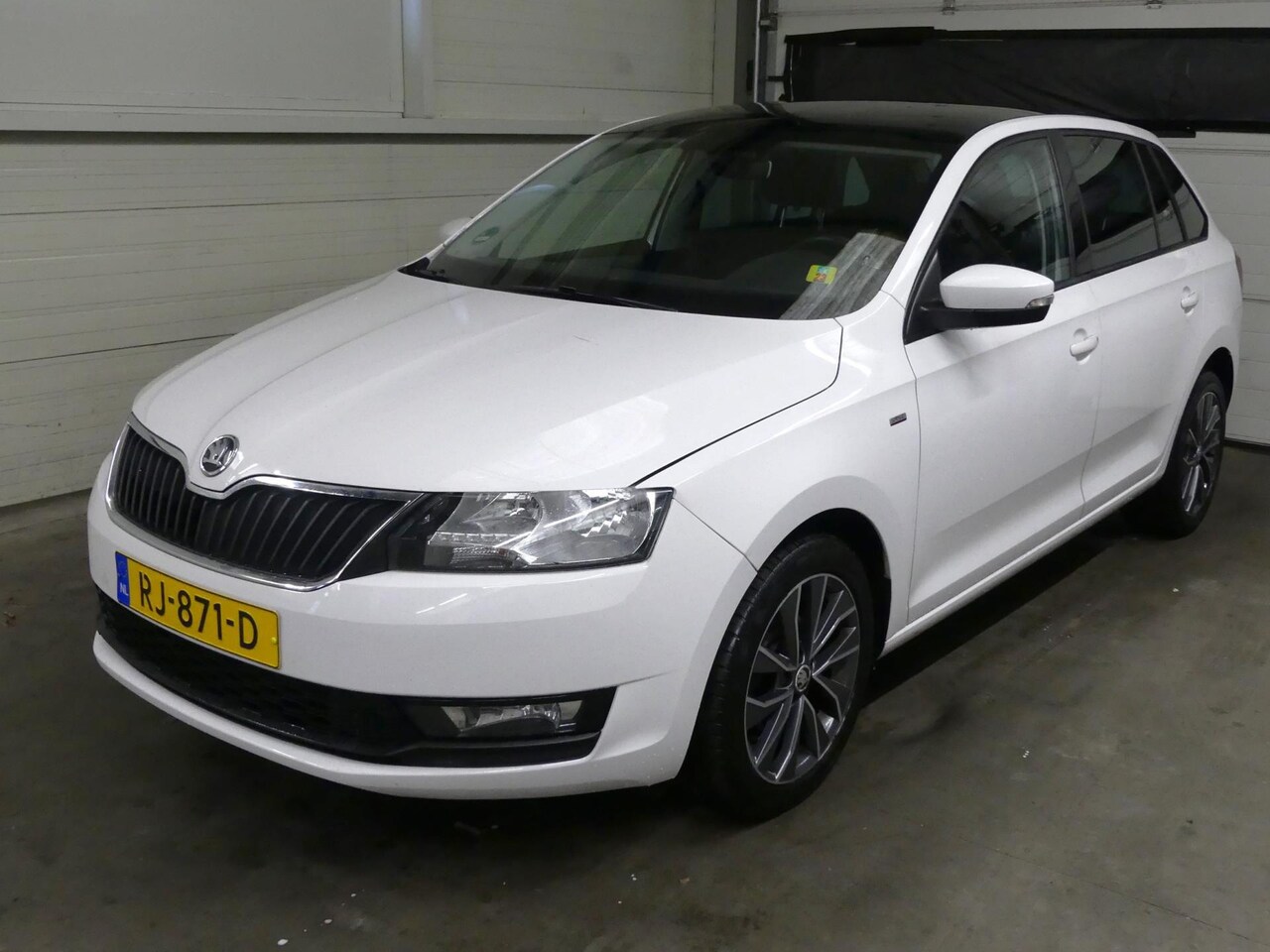 Skoda Rapid Spaceback - 1.0 TSI Greent Drive - Automaat - Panoramadak - AutoWereld.nl