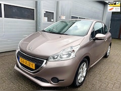 Peugeot 208 - 1.4 VTi Active 2012-Navi-Airco-Cruise-Velgen-APK