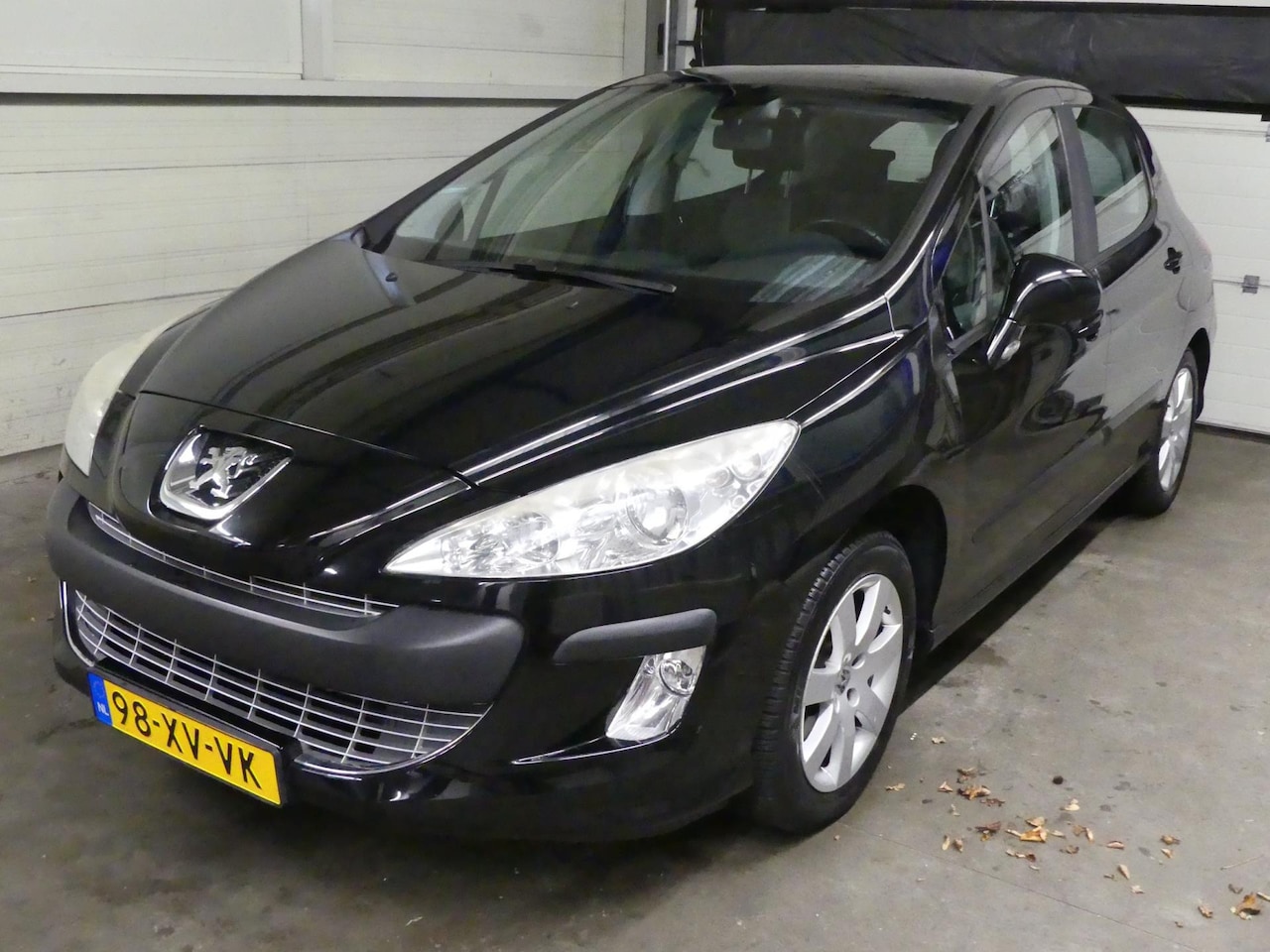 Peugeot 308 - 1.6 VTi XS - Airco - Cruise Control - Trekhaak - AutoWereld.nl