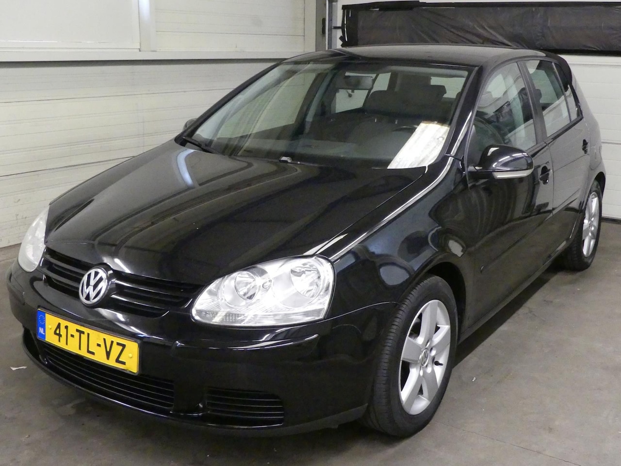 Volkswagen Golf - 1.6 FSI Turijn - Airco - 5 deurs - Cruise Control - AutoWereld.nl