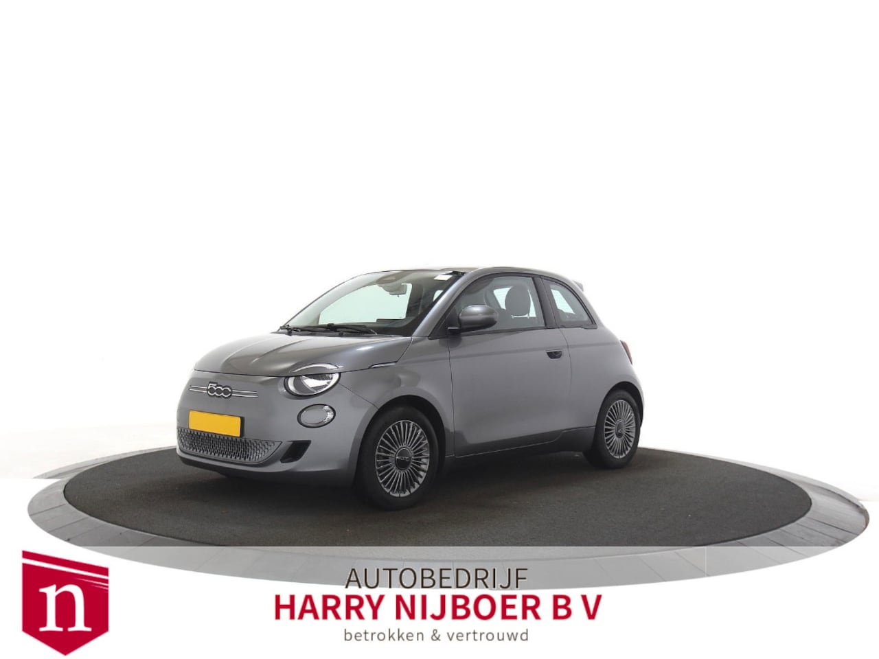 Fiat 500 - La Prima 42 kWh Navigatiesysteem / Panoramadak / DAB ontvanger - AutoWereld.nl