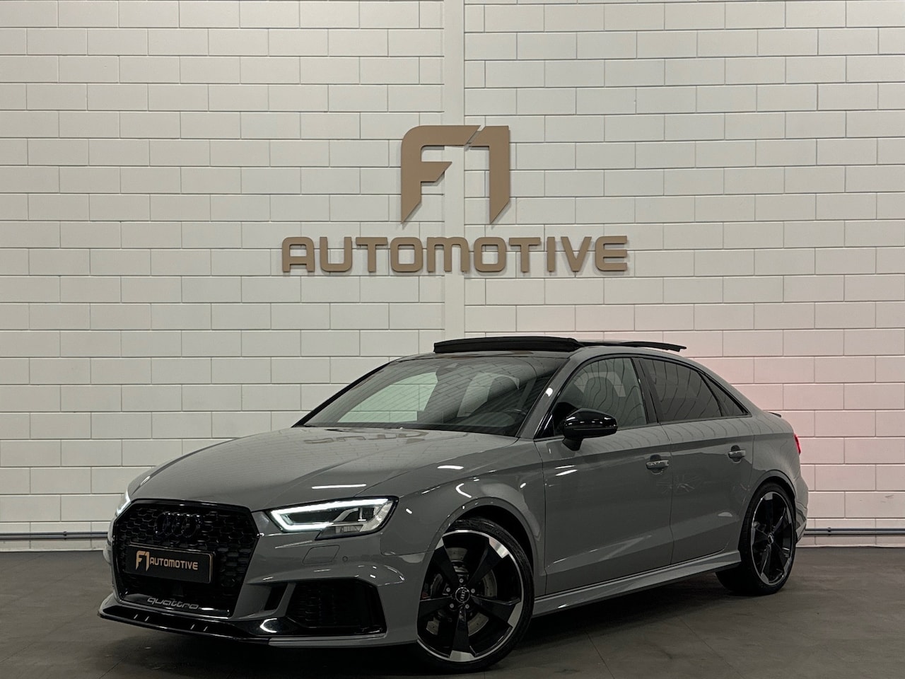 Audi RS3 - 2.5 TFSI quattro Pano|RS Seat|ACC|Lane|Camera|VOL - AutoWereld.nl