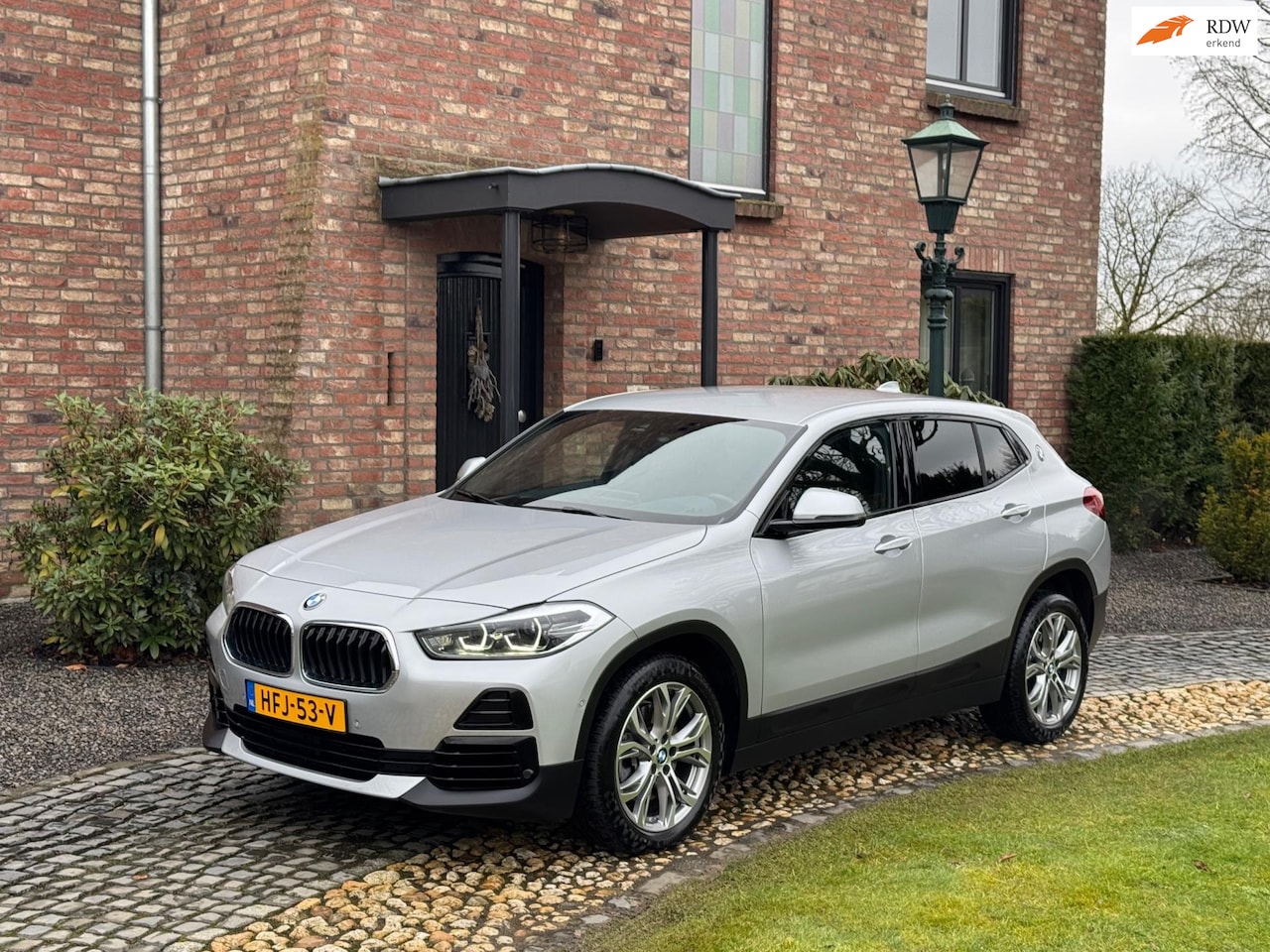 BMW X2 - X-Drive 20i High Executive Sportleder Navi proff 35000km!! - AutoWereld.nl