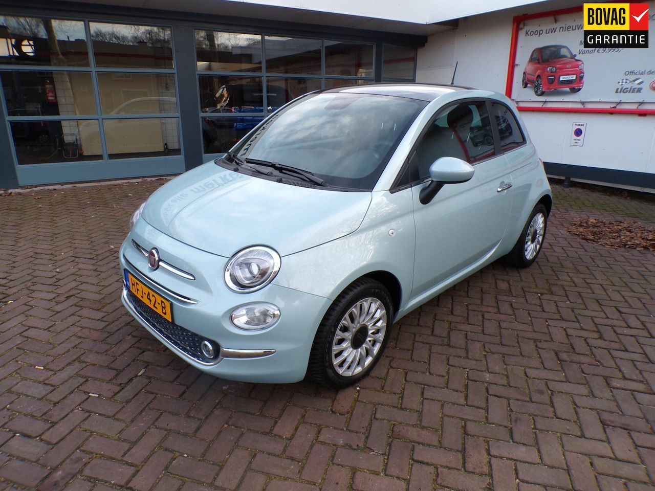 Fiat 500 - 1.0 Hybrid Dolcevita Navi./Apple Car play/Android/Sportstoelen/Climate Control/Panoramadak - AutoWereld.nl