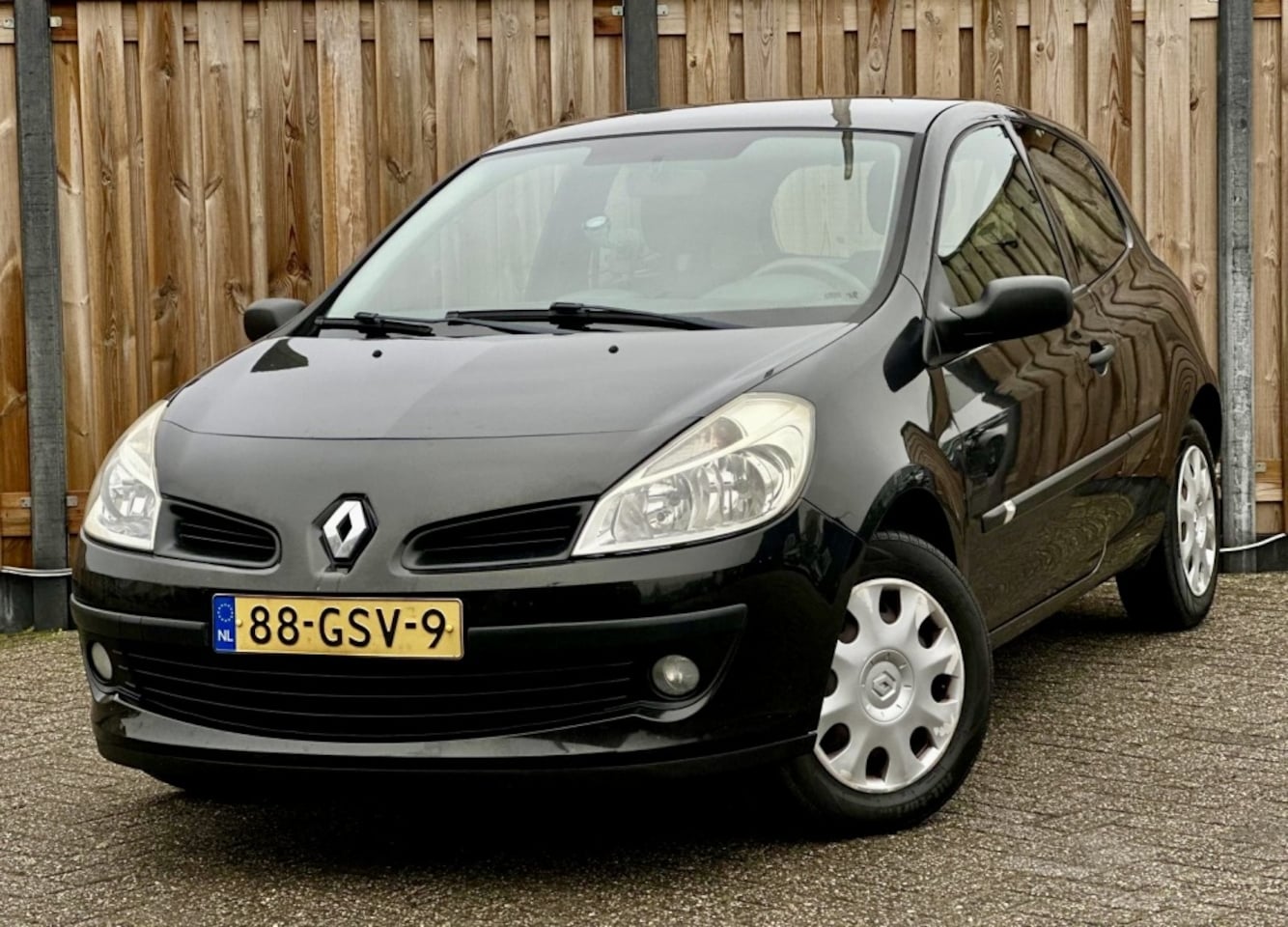 Renault Clio - 1.2 Special Line 1.2 Special Line - AutoWereld.nl